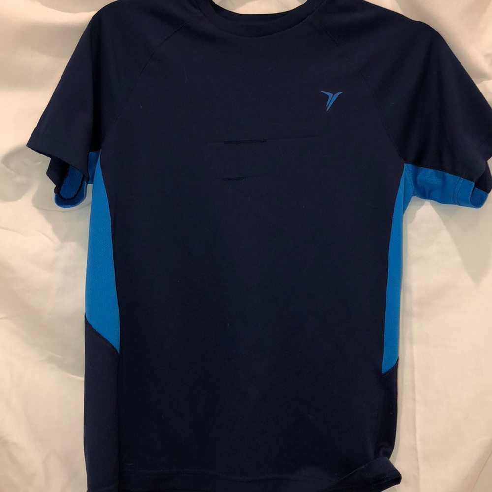 Old navy athletic shirt